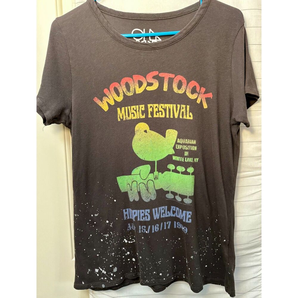 Woodstock Tee, Size Medium